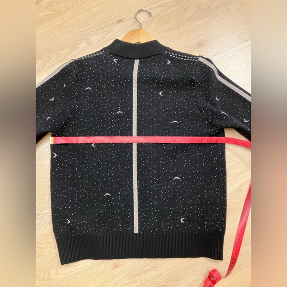 GUC Sweater with TB Monogram Zipper - Picture 4 of 6